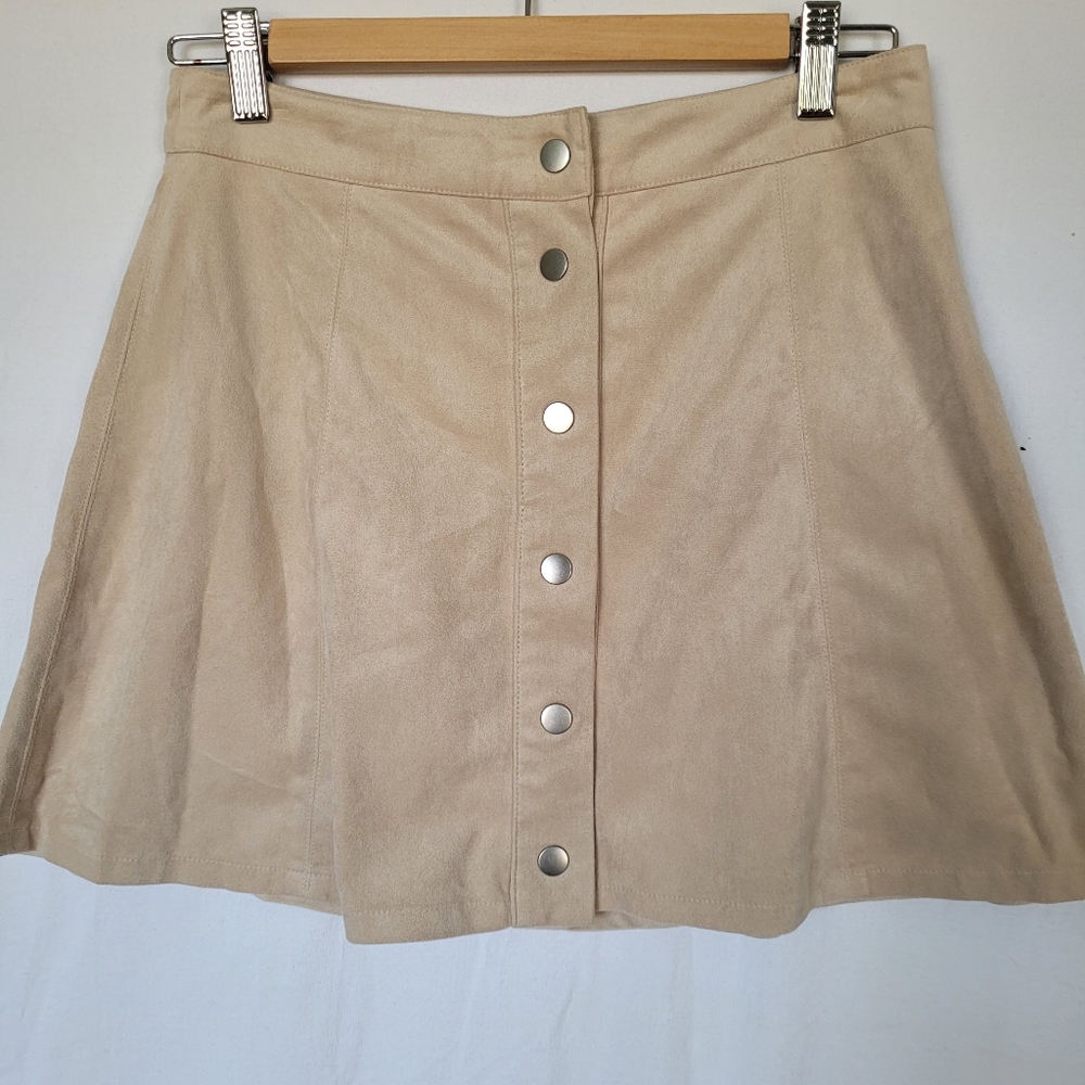 Forever 21 Faux Suede Mini Skirt Size S Beige Fall Boho Casual